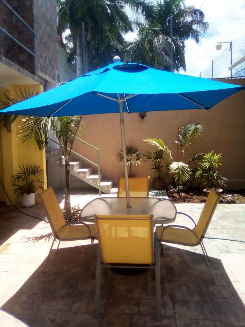 Airport Sleepy Inn Cancún Exterior foto